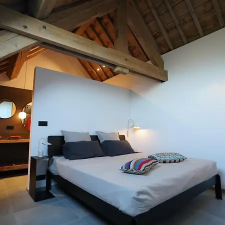 Les 3 Cubes Holiday home